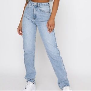 White fox boutique jeans, size medium, washed blue